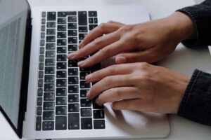 Scrivere al PC