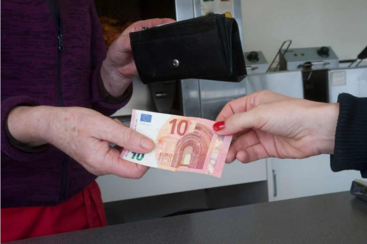 contanti pagamento negozio