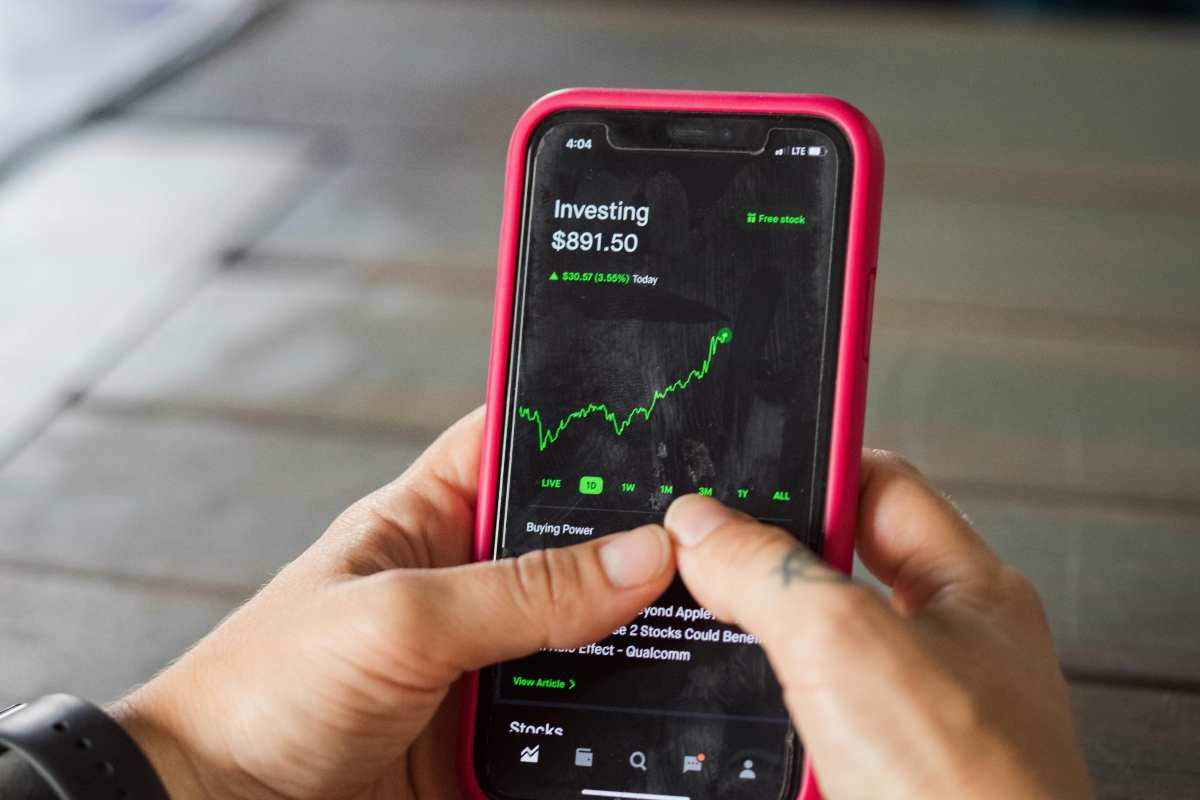 Investimenti su un'app del telefono